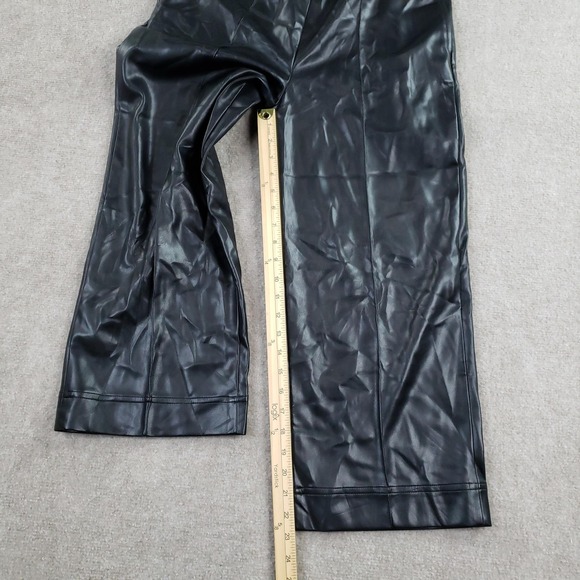 Soft Surroundings Pants Womens PM Black Faux Leather Cropped Wide Leg Pull On - Picture 2 of 15
